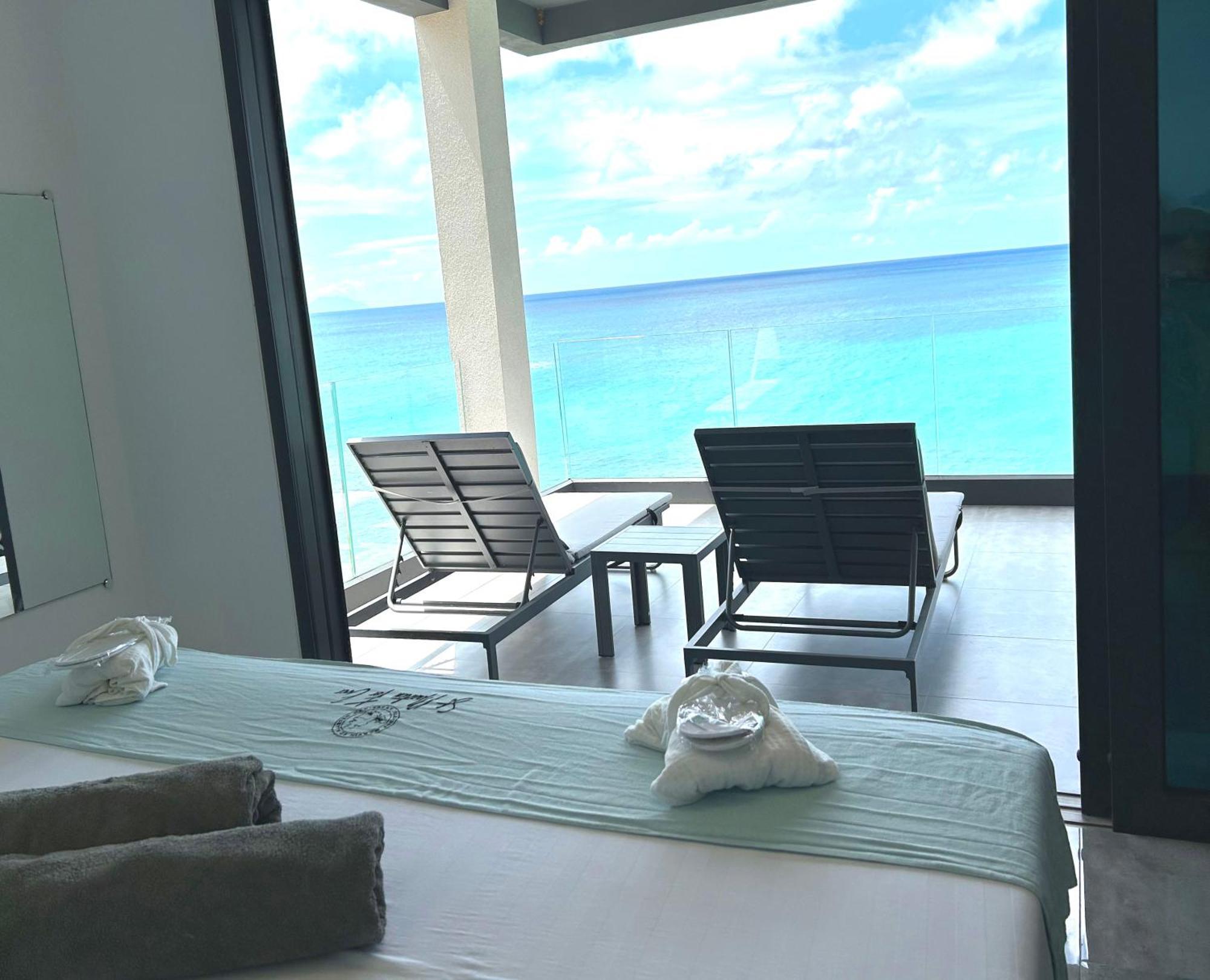 Condostmaarten By The Sea -Adults Only- Koolbaai Екстериор снимка